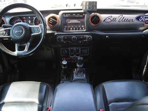 Used 2020 Jeep Gladiator Mojave AWD/4WD image 15