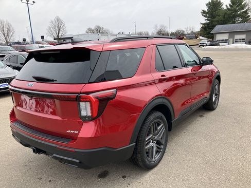 New 2026 Ford Explorer ST-Line w/ ST-Line Street Pack AWD/4WD image 6