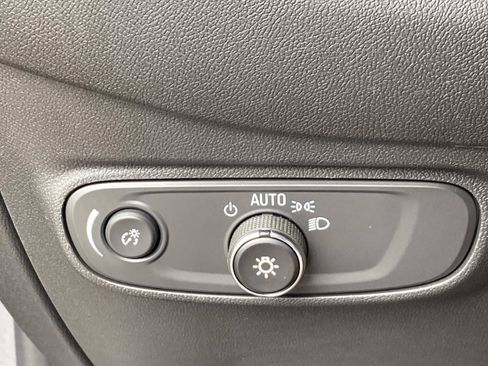 Used 2024 Chevrolet Equinox LS AWD/4WD image 20