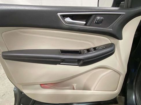 Used 2015 Ford Edge Titanium w/ Equipment Group 301A image 13