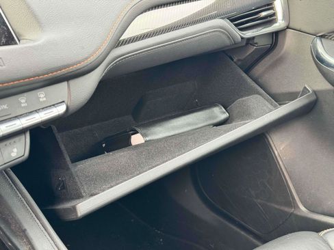 Used 2021 Cadillac XT4 Sport image 11