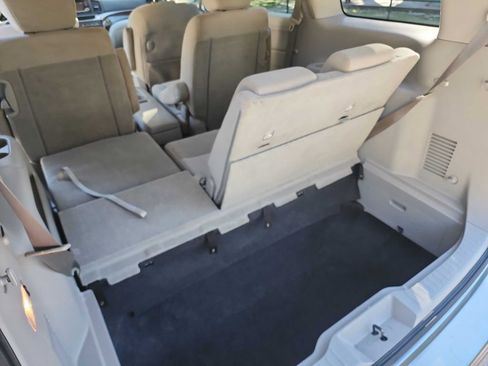 Used 2017 Nissan Quest SV image 32