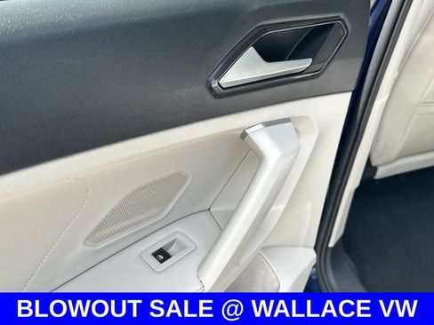 Certified 2024 Volkswagen Tiguan SE w/ Panoramic Sunroof Package FWD image 10
