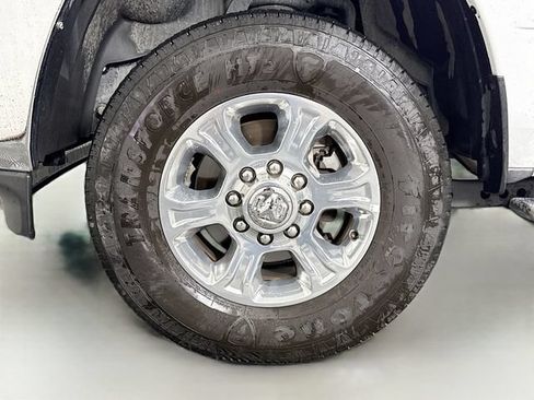 Used 2026 RAM 2500 Big Horn AWD/4WD image 29