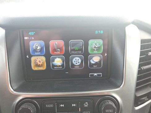 Used 2018 Chevrolet Suburban LT image 32