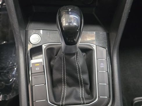 Used 2025 Volkswagen Taos S FWD image 16