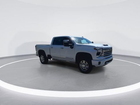 Used 2026 Chevrolet Silverado 2500 High Country w/ High Country Premium Package image 2