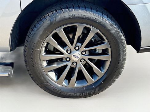 Used 2020 Ford Expedition Max Limited w/ Equipment Group 301A image 33