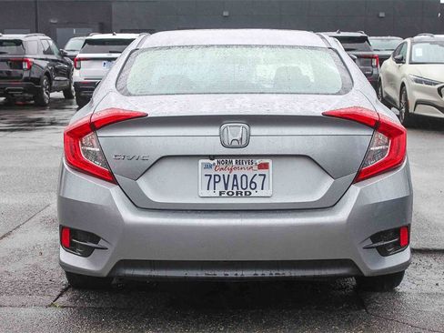 Used 2016 Honda Civic EX image 8