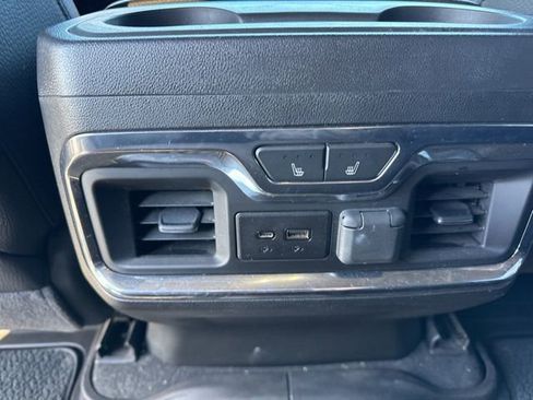 Used 2023 GMC Sierra 2500 Denali w/ Denali Black Diamond Edition image 15