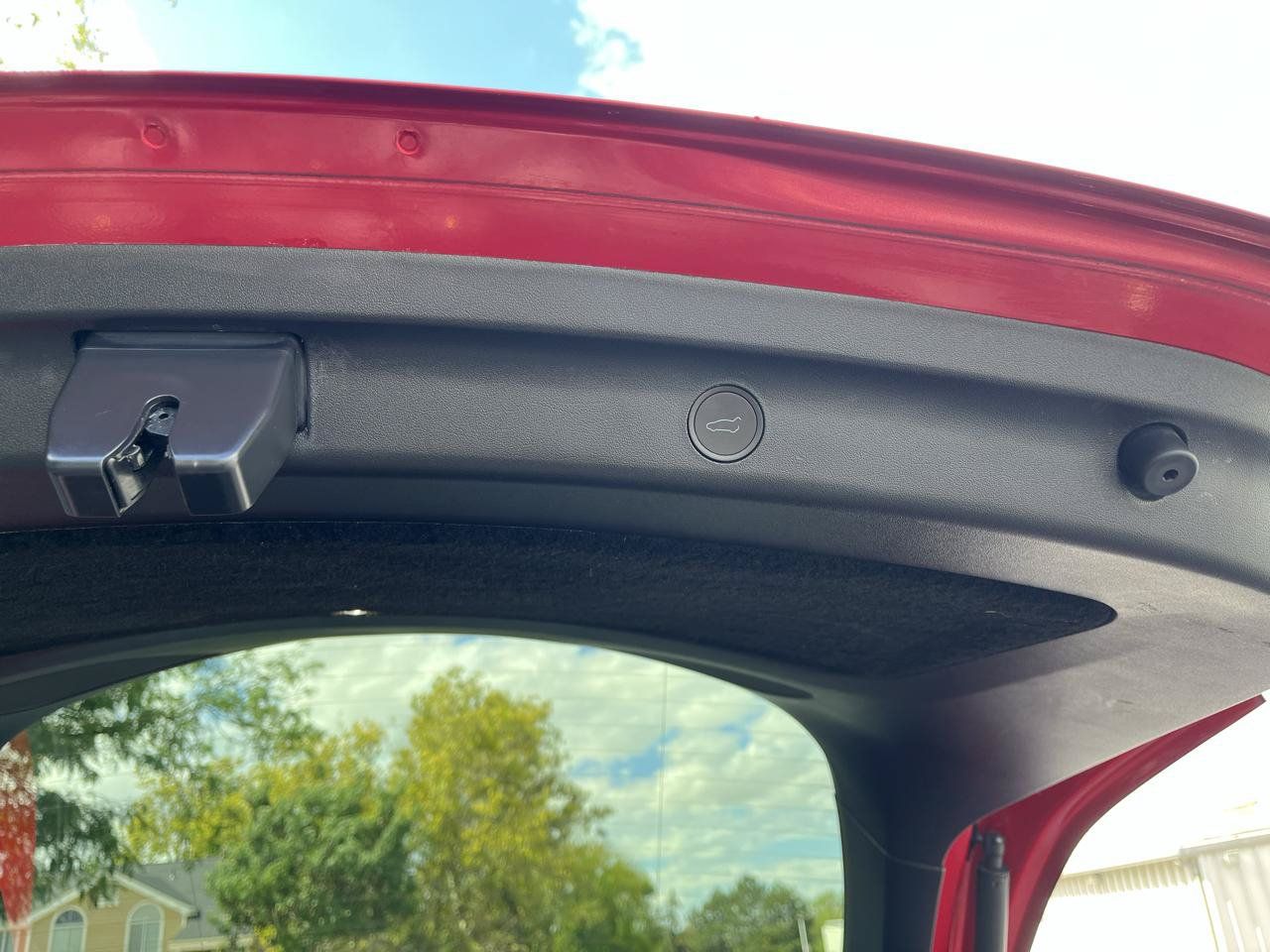 Used 2023 Tesla Model Y Long Range AWD/4WD image 11
