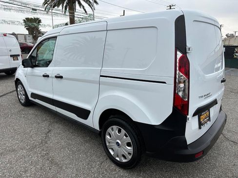 Used 2022 Ford Transit Connect XL image 9