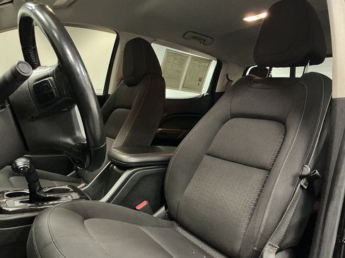 Used 2017 GMC Canyon SLE w/ SLE Convenience Package AWD/4WD image 9