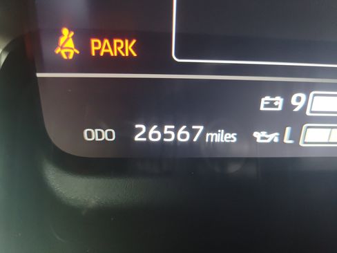 Certified 2024 Toyota Sequoia Limited image 32