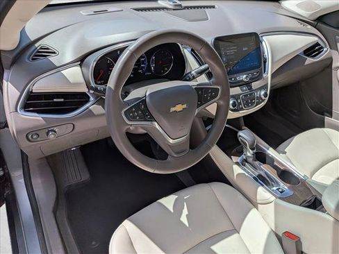 Used 2023 Chevrolet Malibu LT image 10