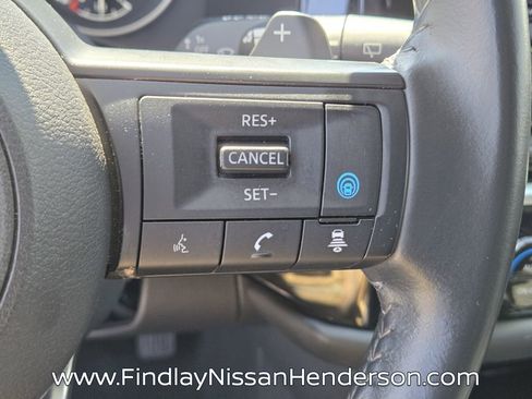 Used 2025 Nissan Pathfinder SV FWD image 25
