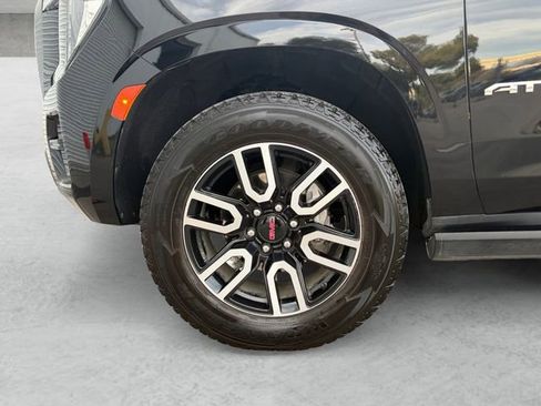 Used 2023 GMC Yukon XL AT4 w/ AT4 Premium Package image 23