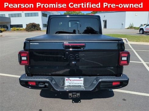 Used 2022 Jeep Gladiator Overland image 5
