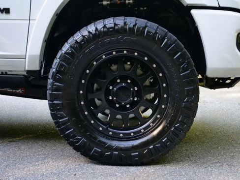 Used 2022 RAM 2500 Laramie AWD/4WD image 14