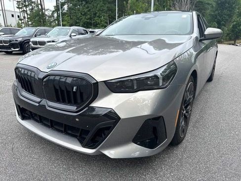 Used 2026 BMW i5 eDrive40 w/ M Sport Package AWD/4WD image 9