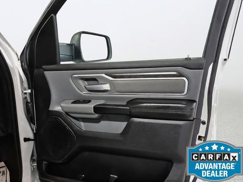 Used 2022 RAM 1500 Big Horn AWD/4WD image 31