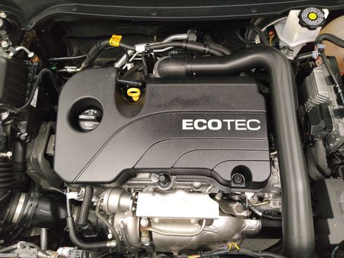 Used 2019 Chevrolet Equinox LT image 30