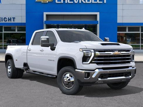 New 2026 Chevrolet Silverado 3500 LTZ image 7