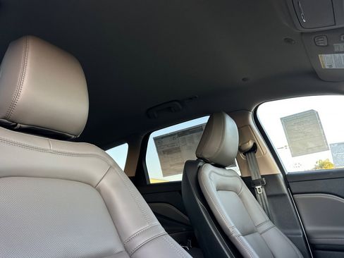 New 2025 Lincoln Corsair Premiere w/ Equipment Group 101A image 16