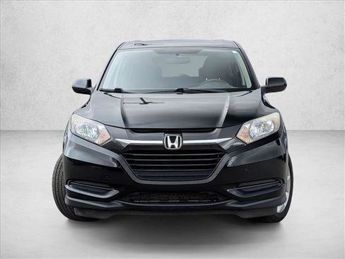 Used 2016 Honda HR-V LX image 2