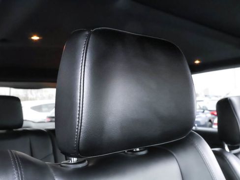 Used 2021 Jeep Grand Cherokee Limited X image 36