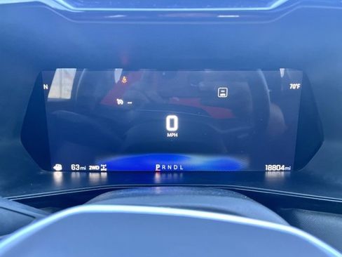 Used 2025 Chevrolet Colorado Z71 w/ Midnight Edition image 11