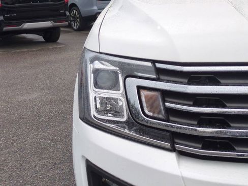Used 2021 Ford Expedition XLT RWD image 10