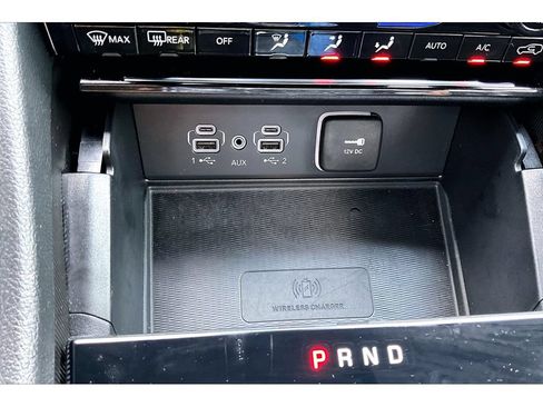 Used 2025 Jeep Grand Cherokee Altitude RWD image 26