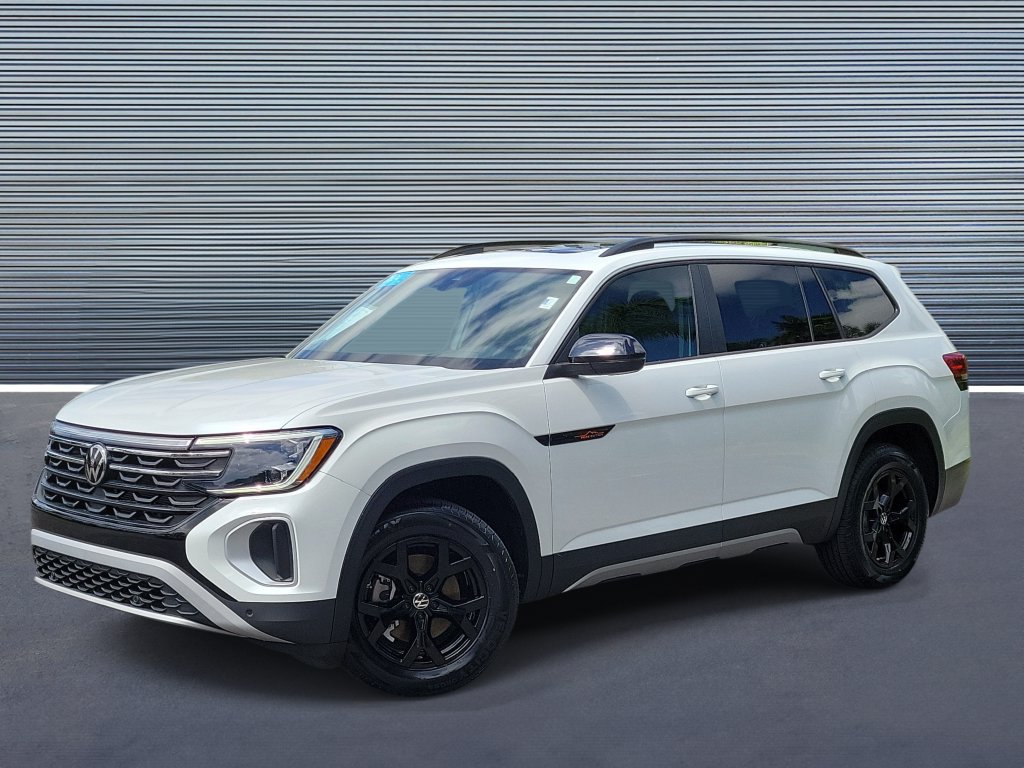 Certified 2024 Volkswagen Atlas Peak Edition SEL AWD/4WD 360° Tour
