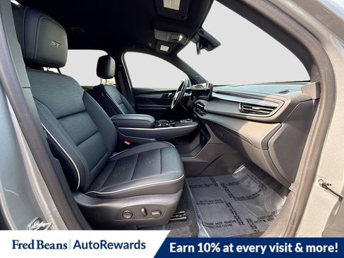 New 2025 Buick Enclave Sport Touring w/ Super Cruise Package image 31