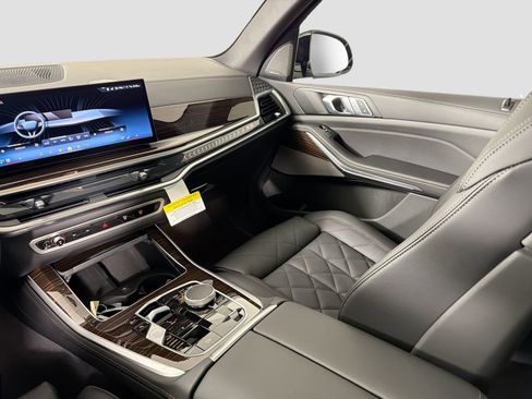 New 2026 BMW X5 xDrive40i w/ M Sport Package image 24