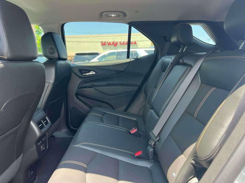 Used 2023 Chevrolet Equinox Premier AWD/4WD image 13