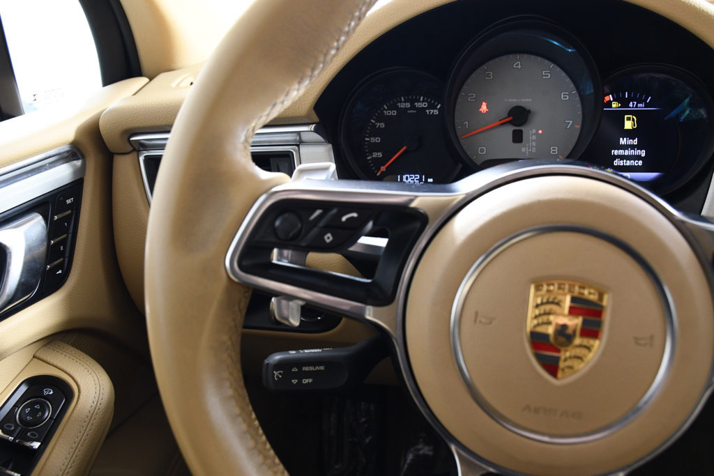 Used 2015 Porsche Macan S AWD/4WD image 28