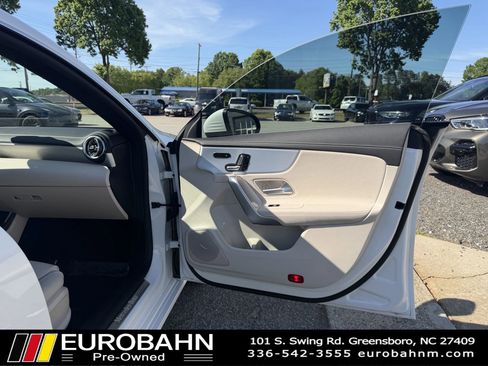 Used 2024 Mercedes-Benz CLA 250 4MATIC image 22