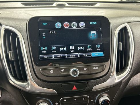 Used 2018 Chevrolet Equinox LT w/ Sun & Infotainment Package image 14