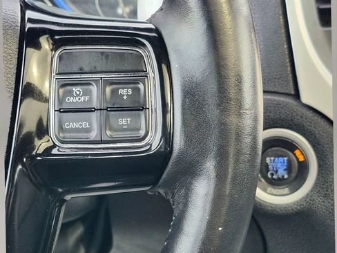 Used 2013 Chrysler 300 S AWD/4WD image 28