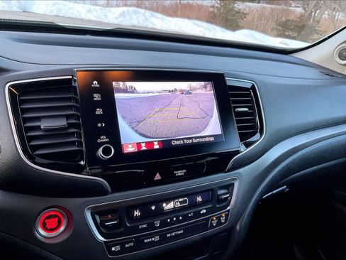 Used 2023 Honda Ridgeline Sport image 19