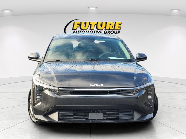 Used 2025 Kia K4 FWD image 2