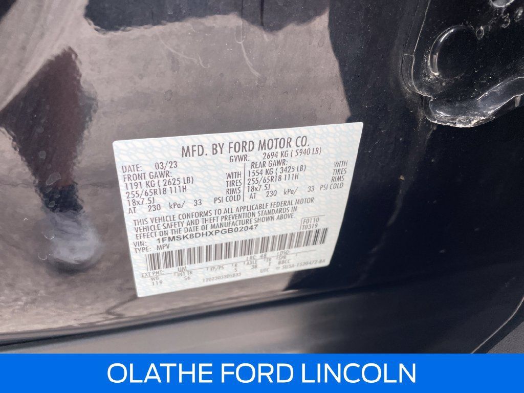Certified 2023 Ford Explorer XLT w/ Equipment Group 202A AWD/4WD image 24