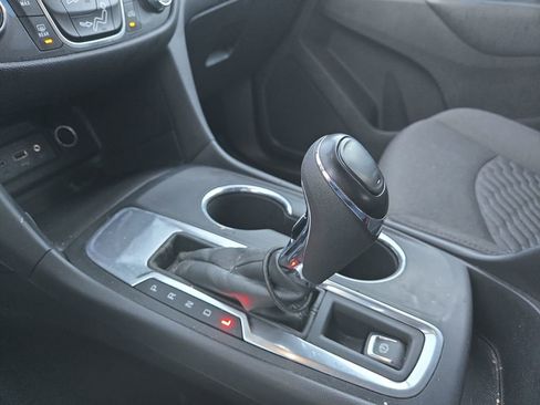 Used 2019 Chevrolet Equinox LT w/ LPO, Floor Liner Package image 22