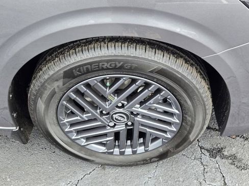 New 2026 Nissan Sentra SV w/ SV Convenience Package FWD image 13