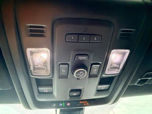 Used 2021 Chevrolet Tahoe High Country w/ Premium Package RWD image 29