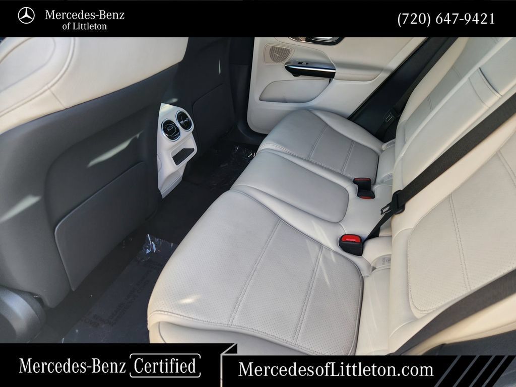 Certified 2025 Mercedes-Benz GLC 350e 4MATIC image 28