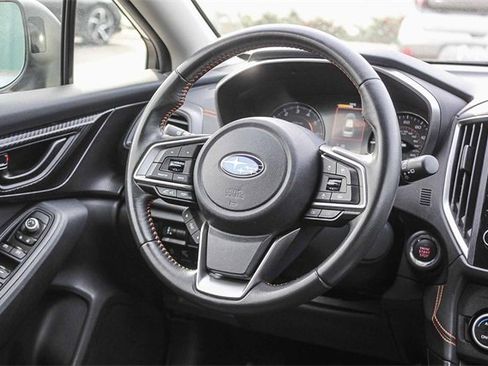 Used 2022 Subaru Crosstrek 2.0i Premium w/ Moonroof Package image 22