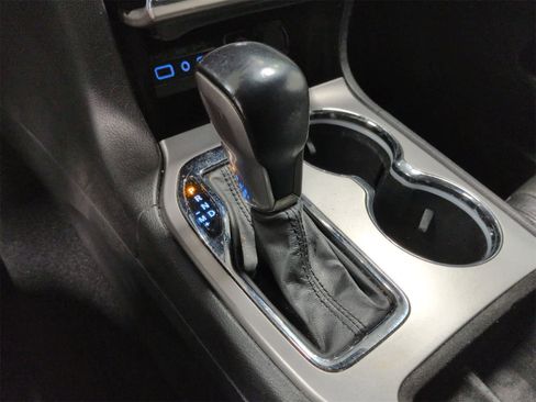 Certified 2021 Jeep Grand Cherokee Laredo X image 33